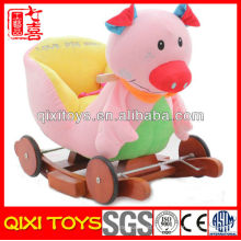 Nuevo diseño lindo regalo rosa cerdo felpa mecedora con ruedas